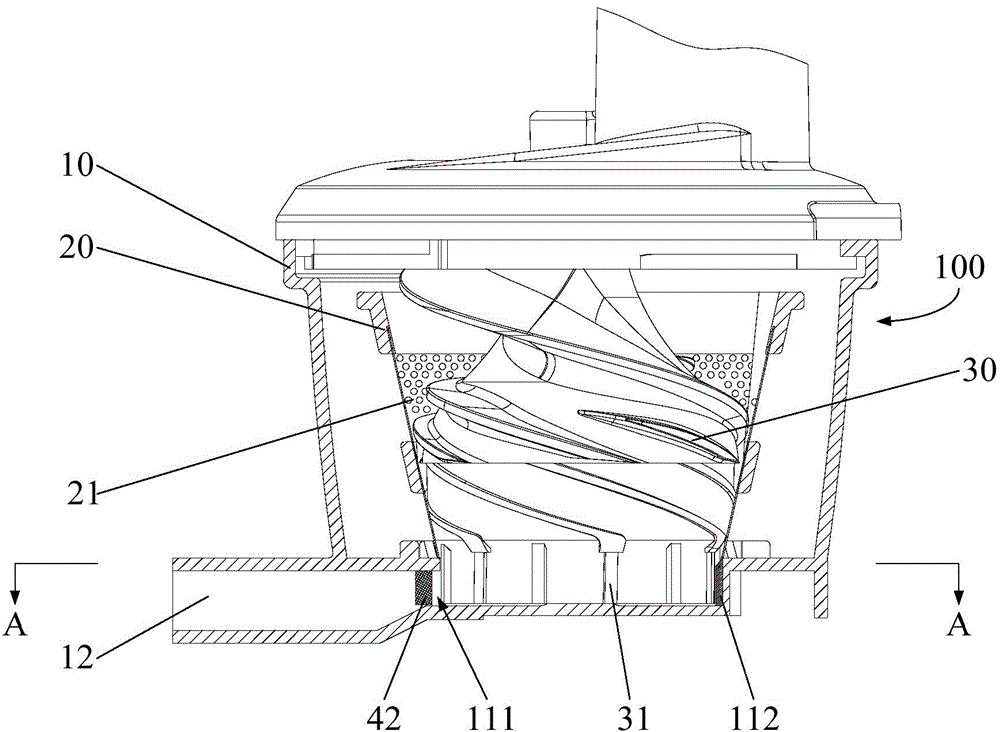 Screw extrusion-type juice extractor