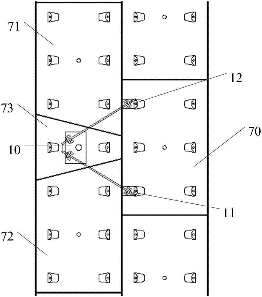 Locking device for tunnel segment