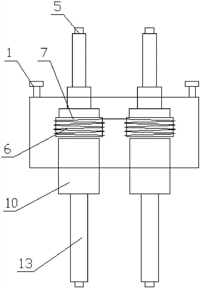 Automatic disengaging device for charging mooring line of multi-rotor unmanned aerial vehicle