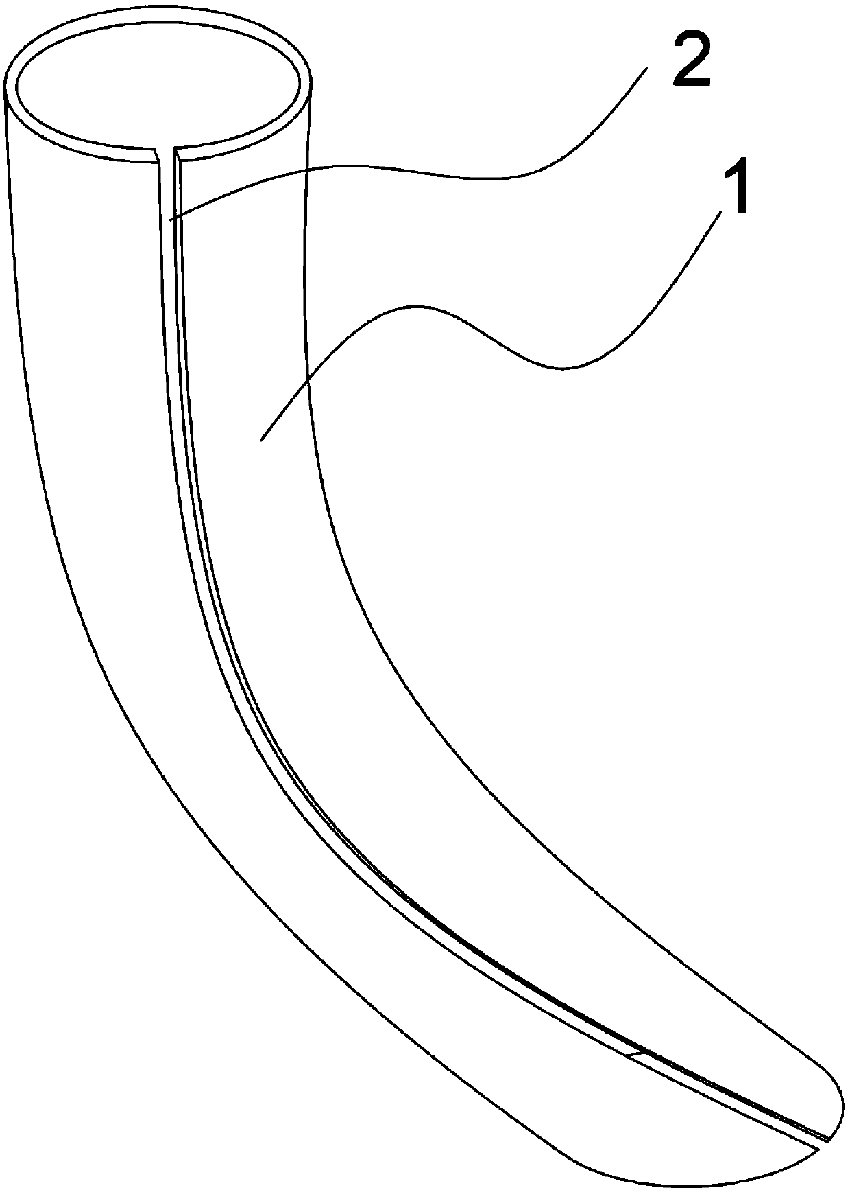 Protecting device for fixing frenulum of trachea cannula for patient suffering from tracheotomy and preparation method of protecting device