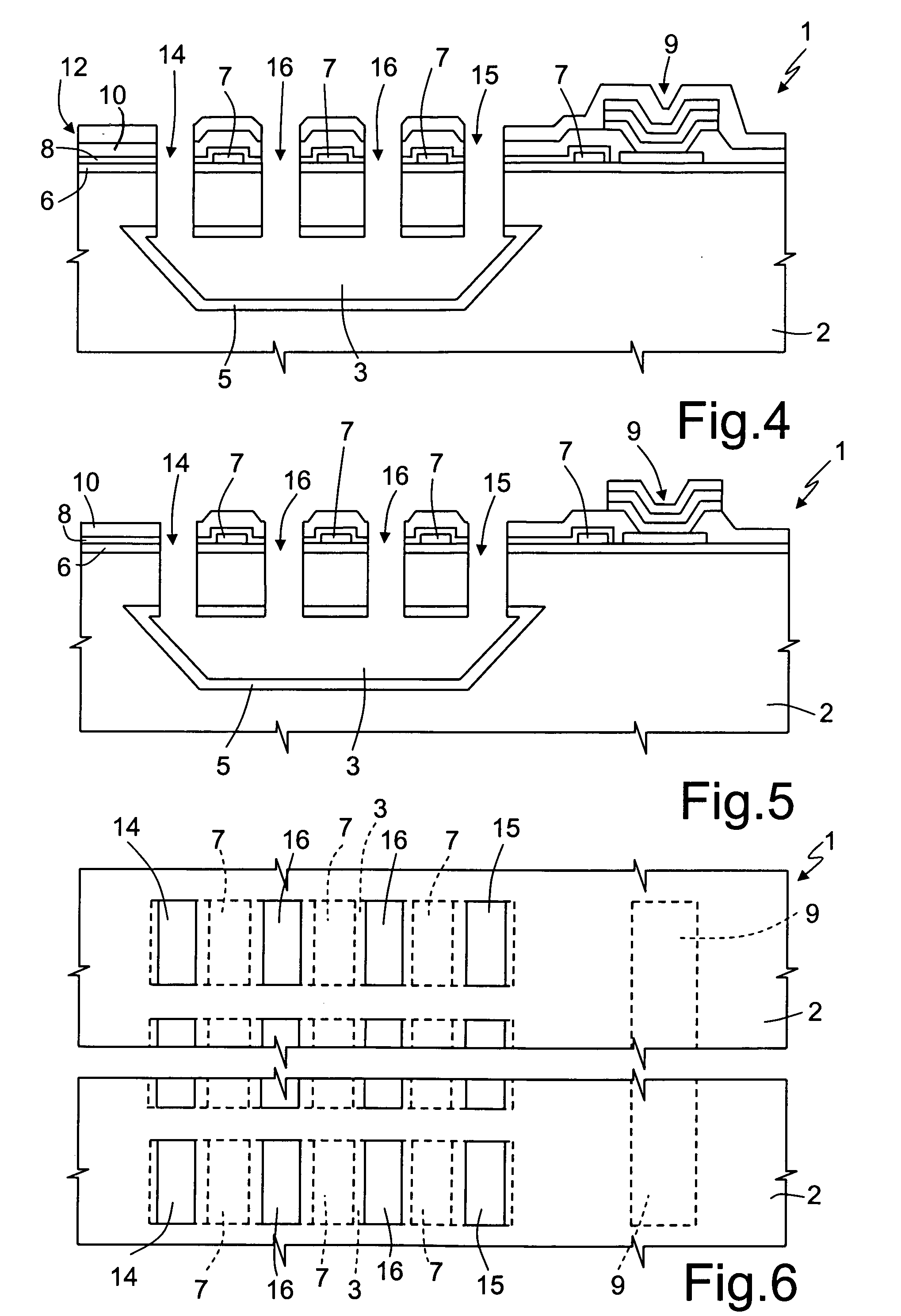 Integrated semiconductor microreactor for real-time monitoring of biological reactions