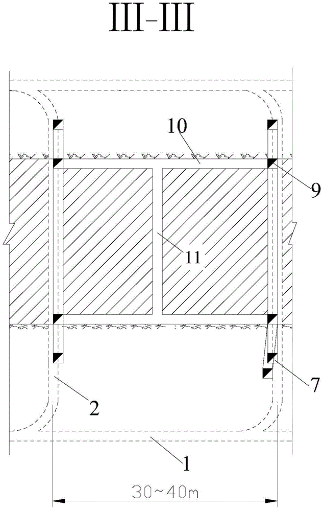 A caving mining method induced by liquid carbon dioxide blasting