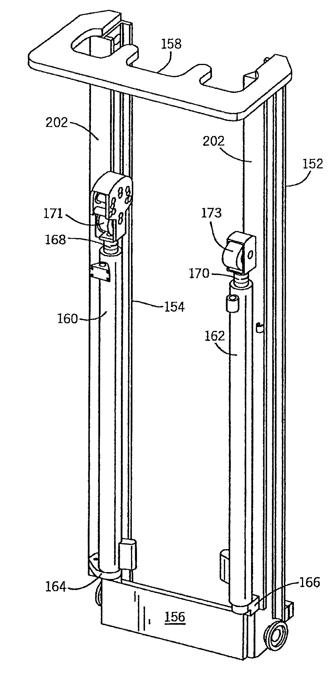 Lift truck with mast