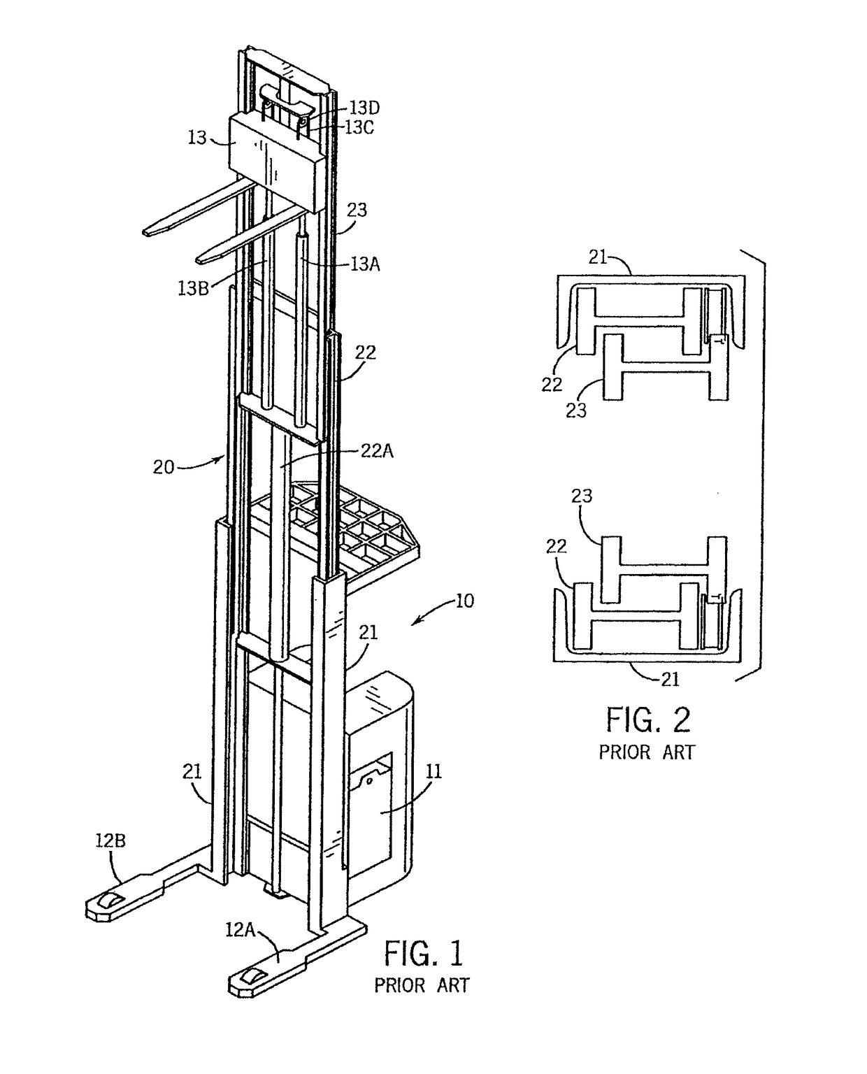 Lift truck with mast