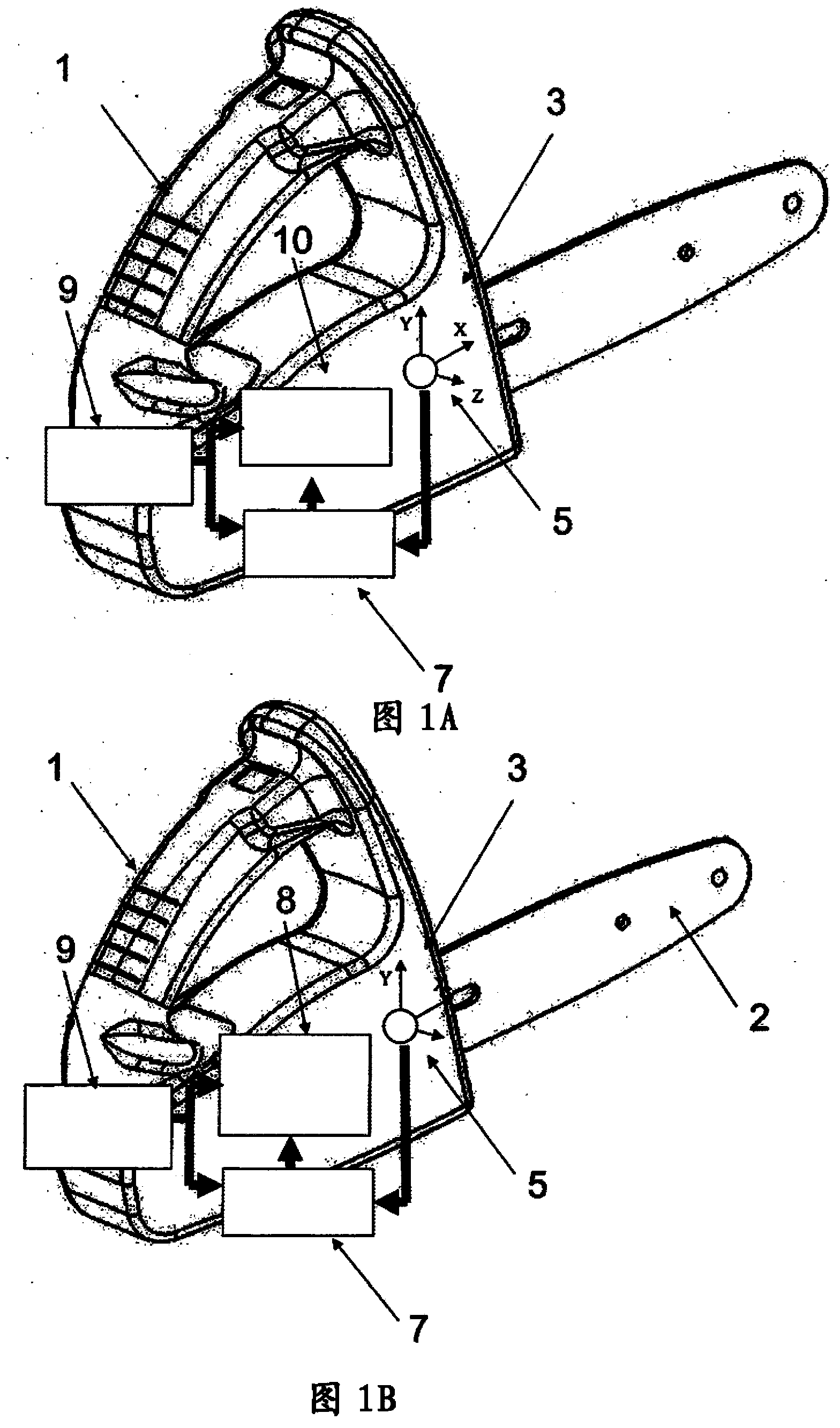 Safety device for portable tools with a heat engine, capable of stopping the operation thereof after sudden, violent movements