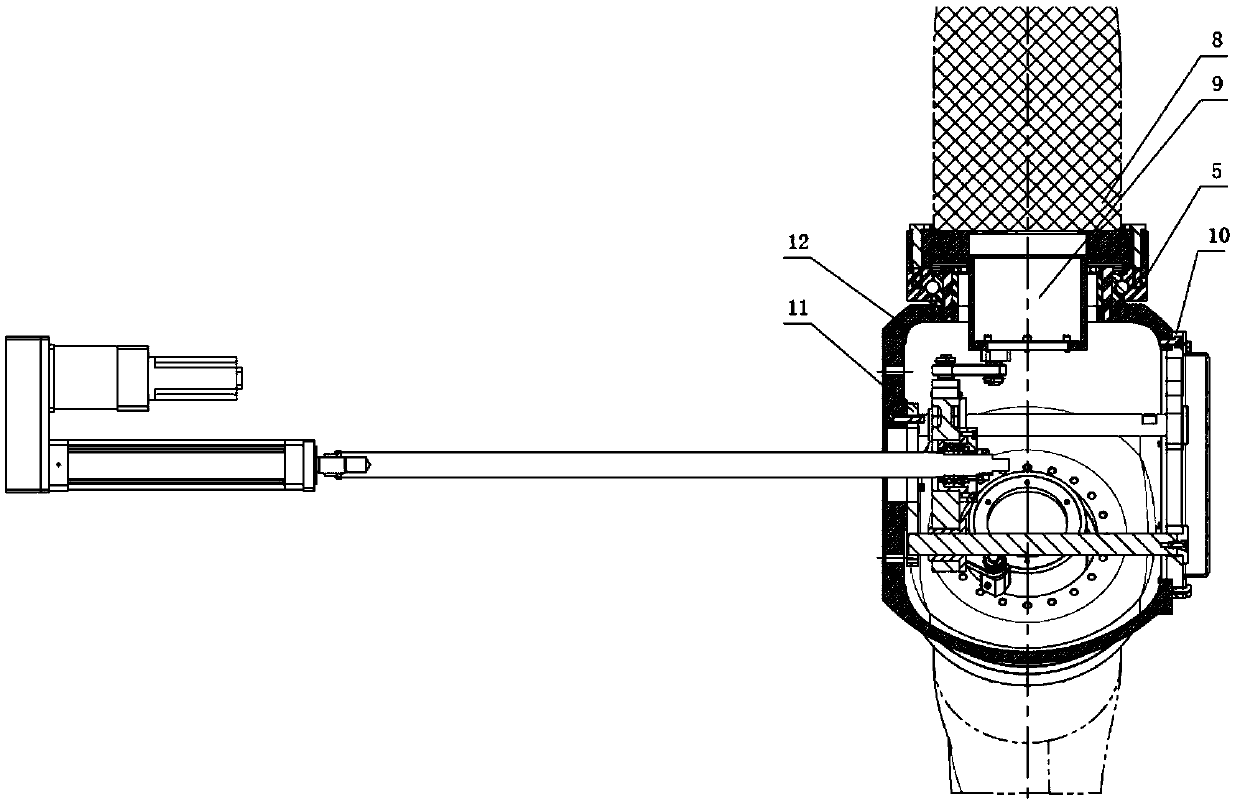 Three-guiding-rod synchronous variable pitch device and assembling method thereof