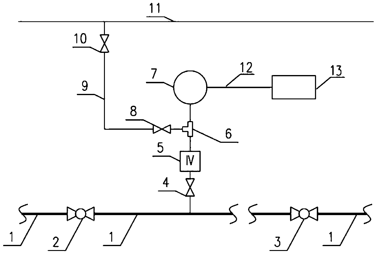 Liquid pipeline dead oil section pressure relief device and method