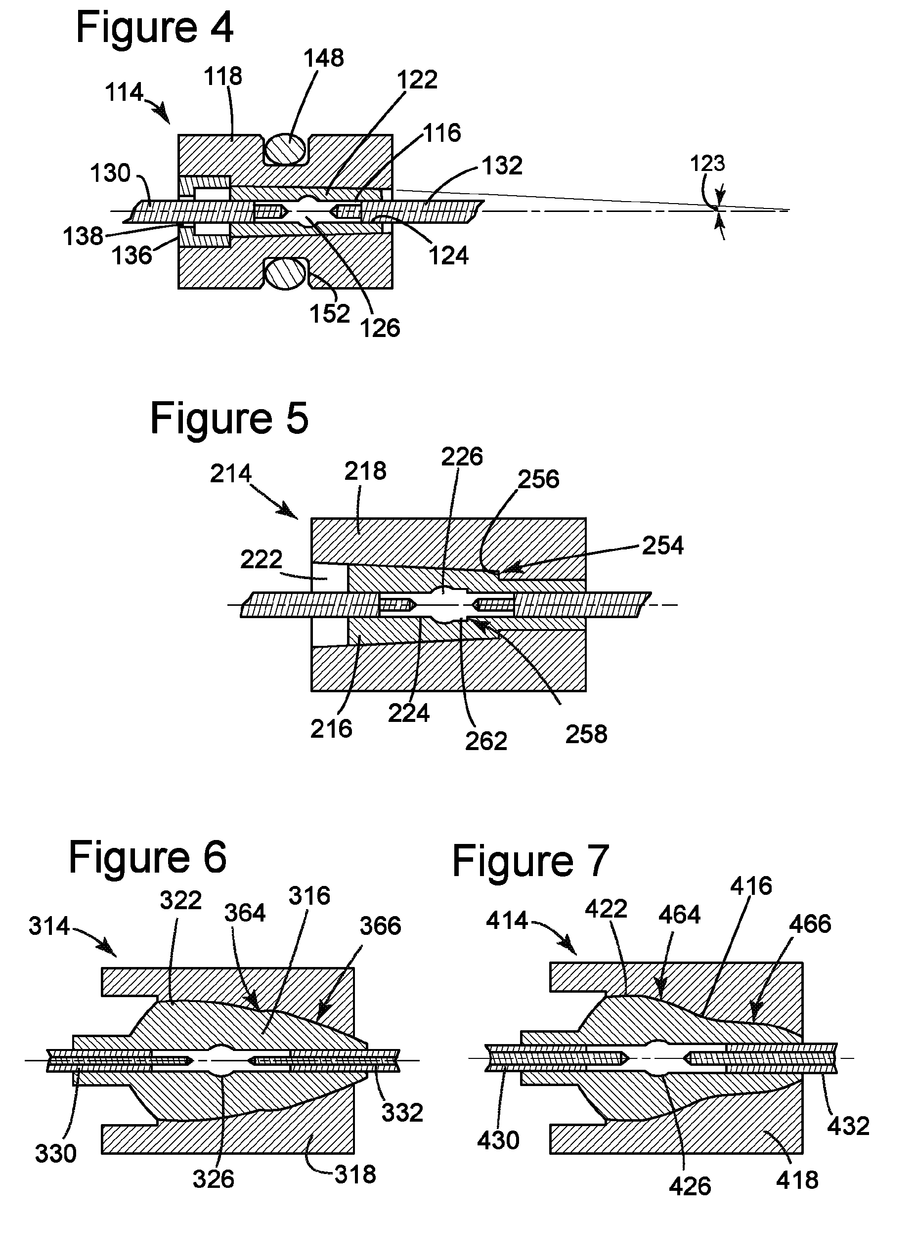 Flexible sealing connector