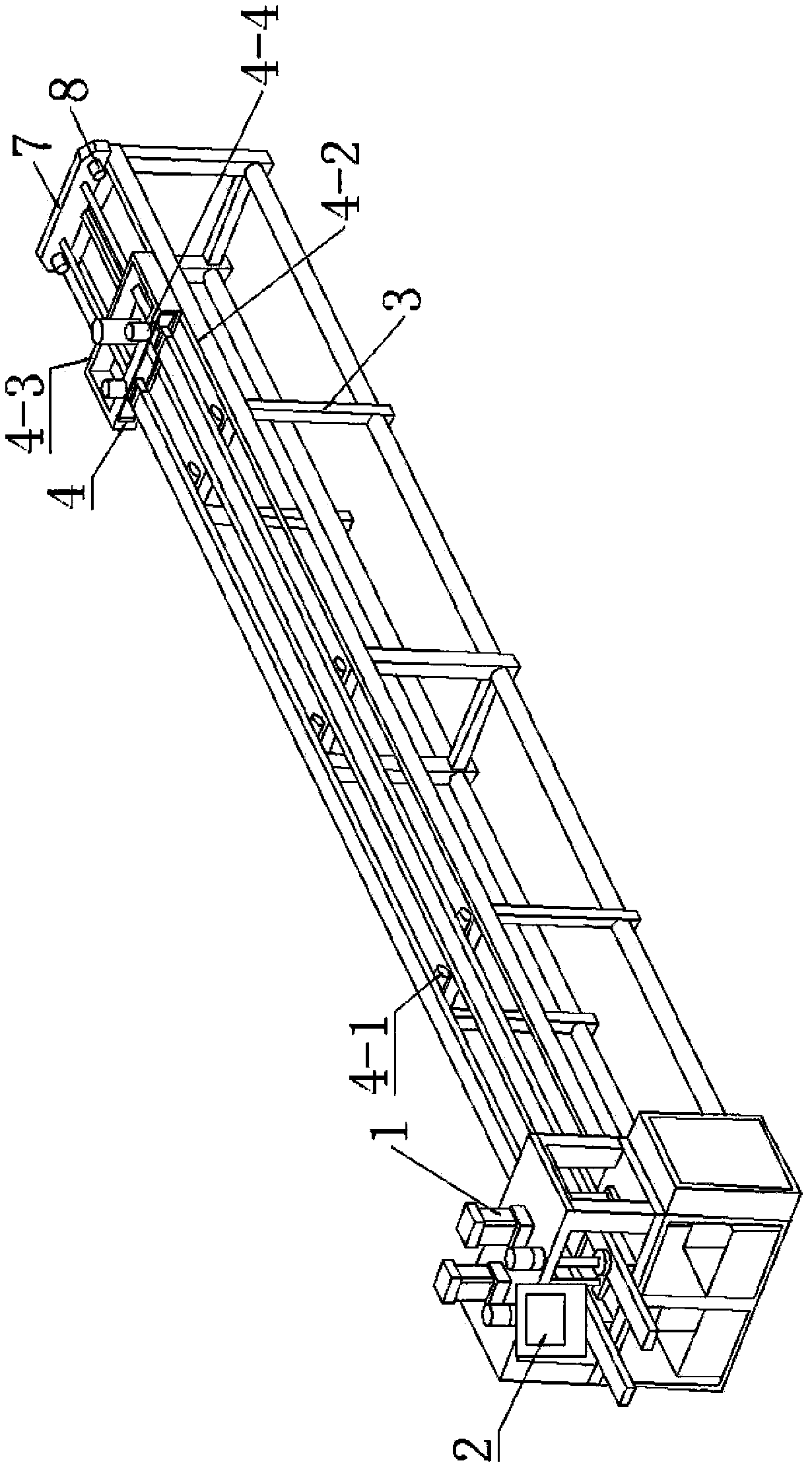 Punching machine with automatic feeding function