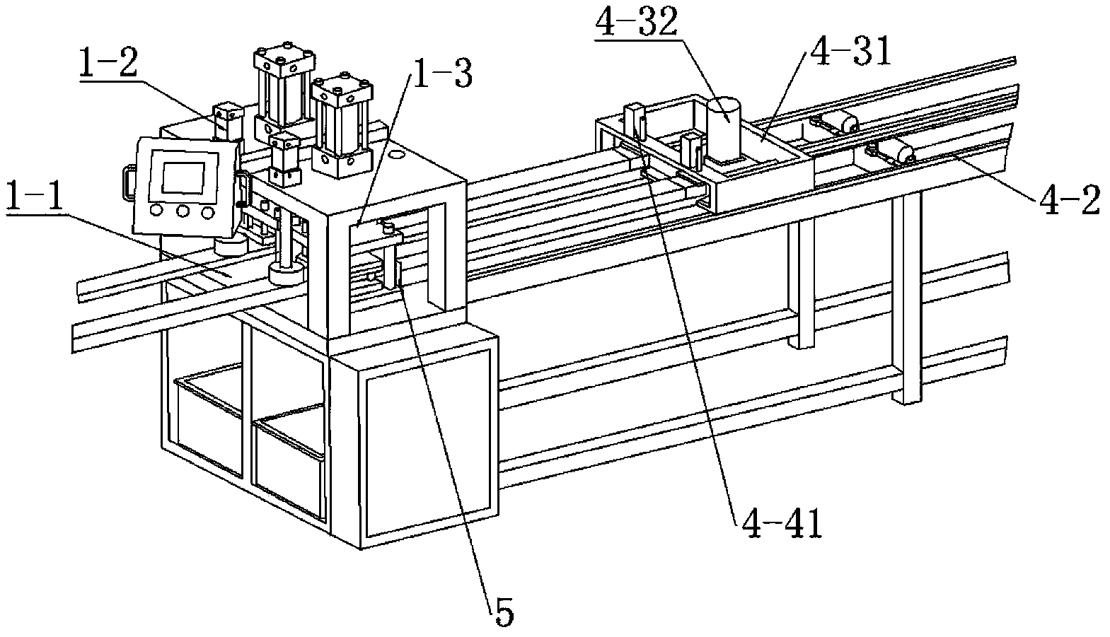 Punching machine with automatic feeding function