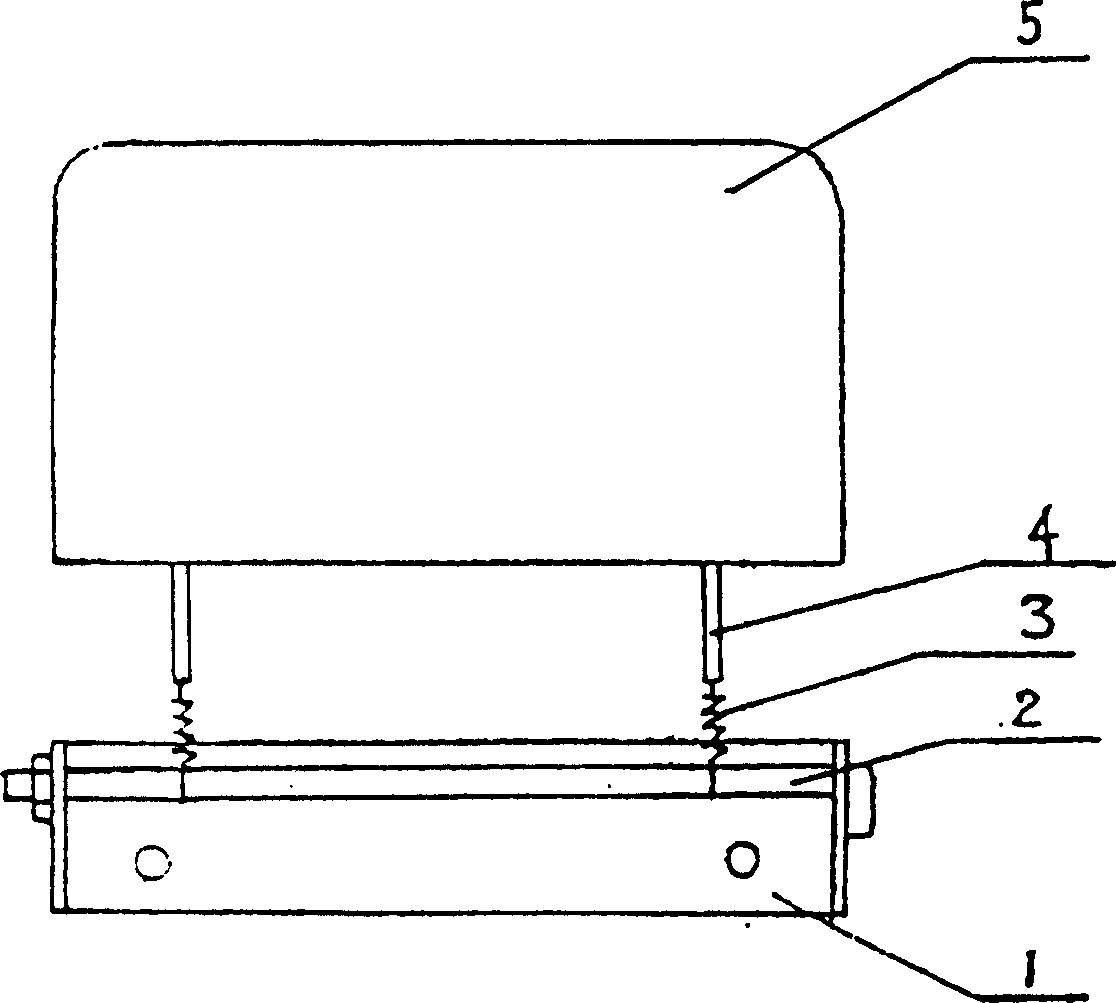 Braker for shuttle of tubular knitting machine