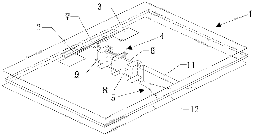 Filtering antenna capable of restraining high frequency harmonic waves