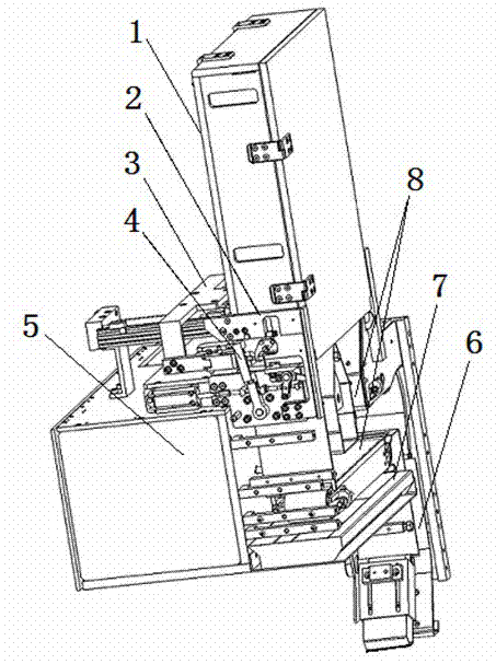 Pulling plate type magazine discharging device