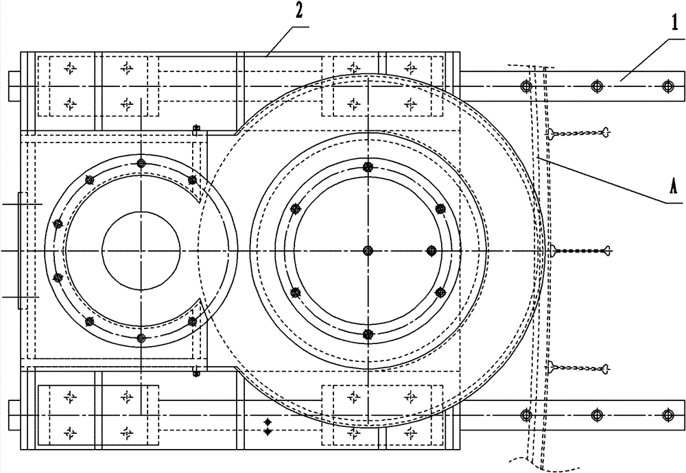 Main mould transmission device for channel profile steel bending machine