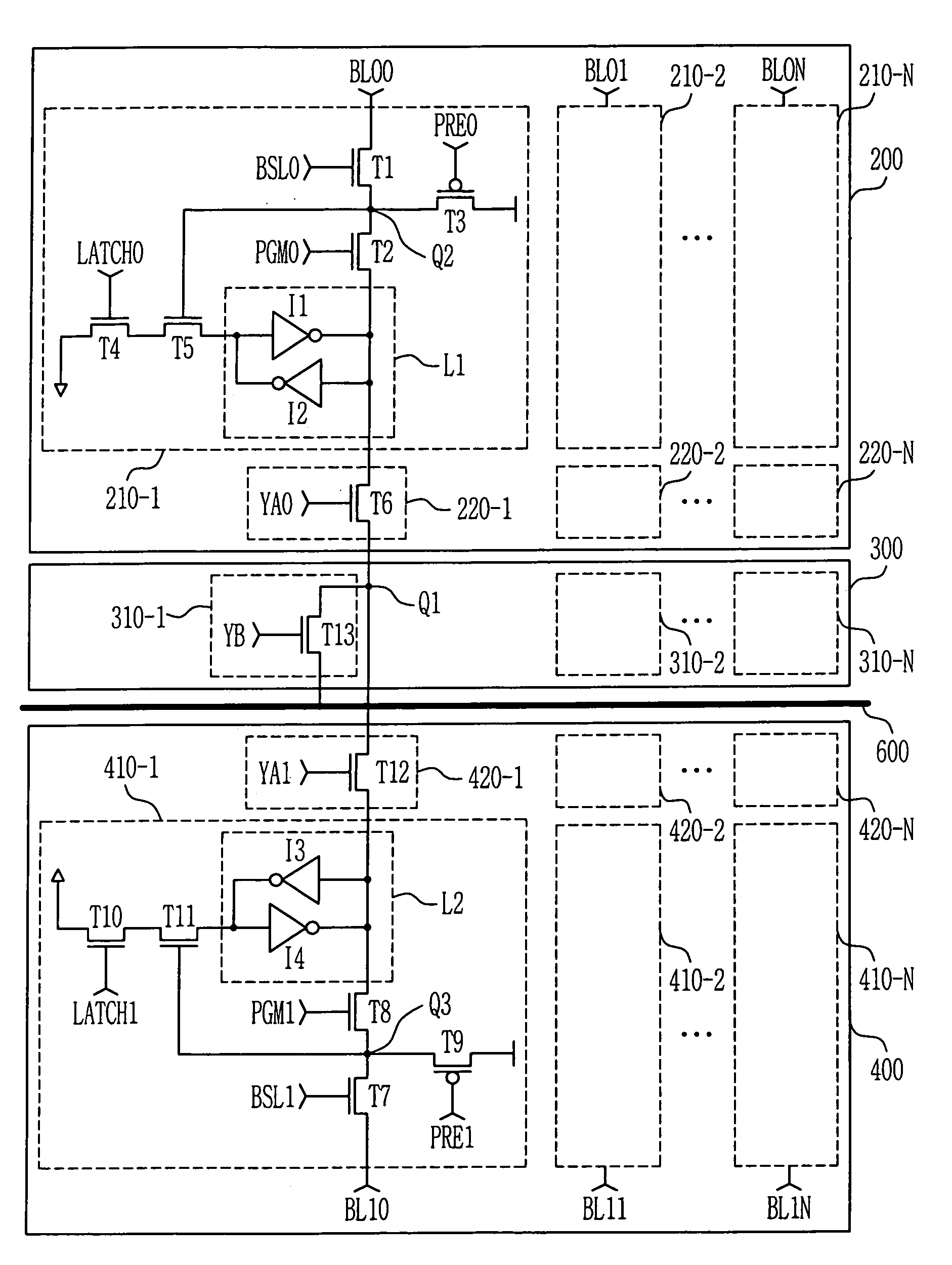 Apparatus for dividing bank in flash memory