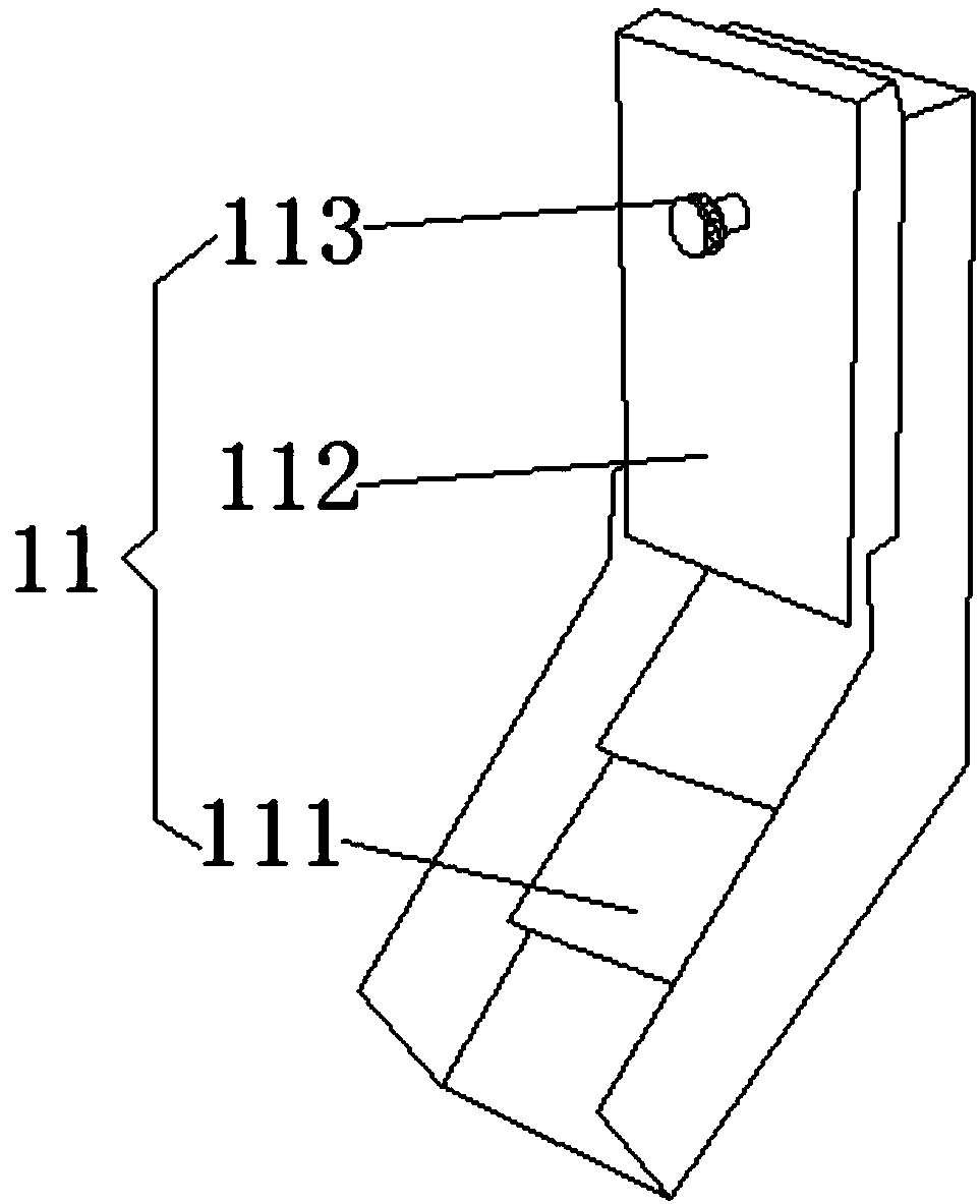 Full-automatic tea coarse filtering and extracting equipment for deep processing of tea