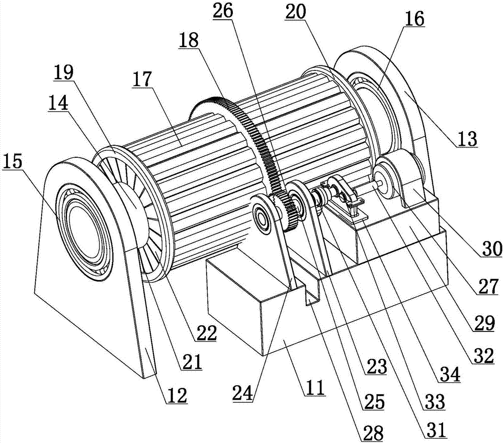 Belt traction device of movable belt conveyor for transferring paint bags