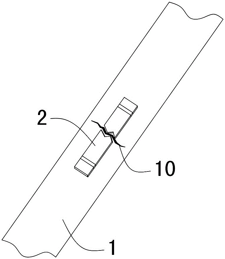 Work-piece crack detection method based on an RFID (Radio Frequency Identification Device)