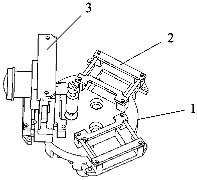 A lens position fine-tuning device for a multi-lens panoramic camera