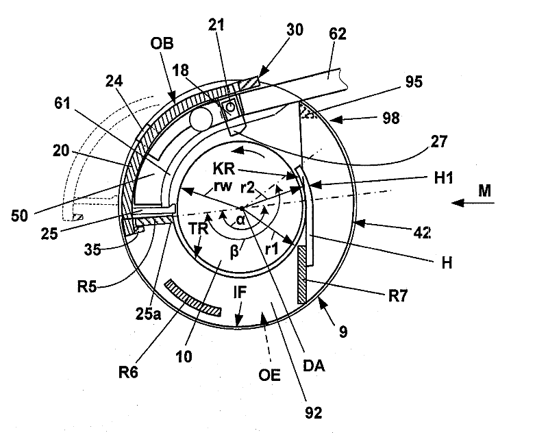 Spinning machine with compact equipment