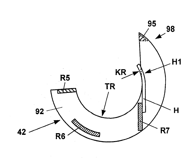 Spinning machine with compact equipment