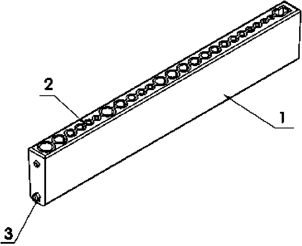 Clamping body for tool box