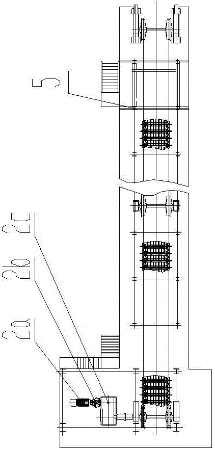 A long-life, high-efficiency, and safe chain-belt pallet conveyor