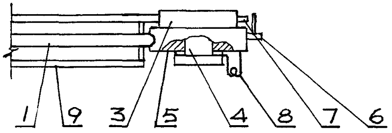 Device for hiding scratchproof inductive antenna of automobile after use