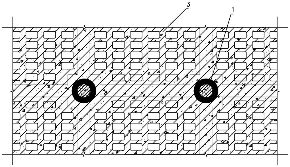 Connecting structure of inclined strut prefabricated concrete pipe pile columns and hollow floor or flat slab