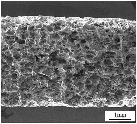 Preparation method of a porous hydroxyapatite/strontium oxide composite bone repair material