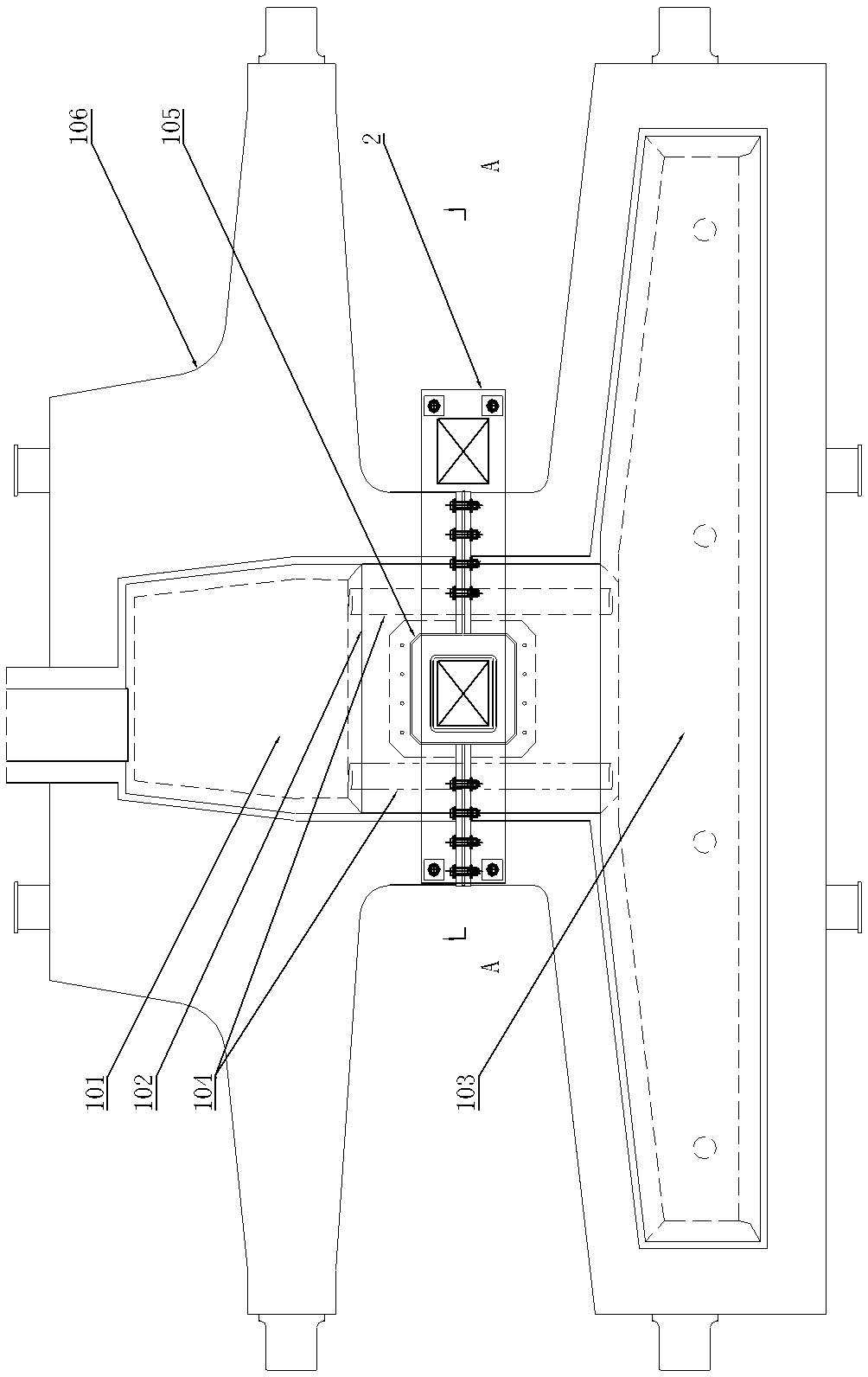 Split type insulation intermediate tank induction heater