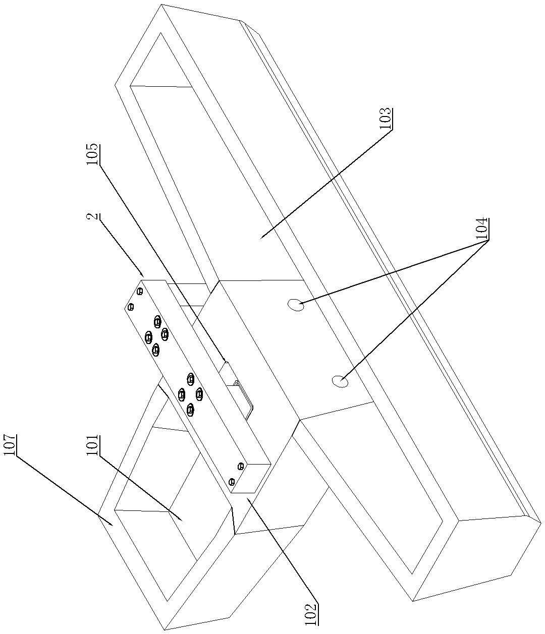 Split type insulation intermediate tank induction heater