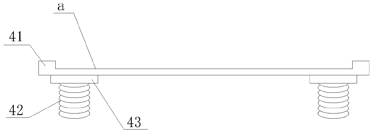 Manufacturing device for processing aluminum curtain wall material