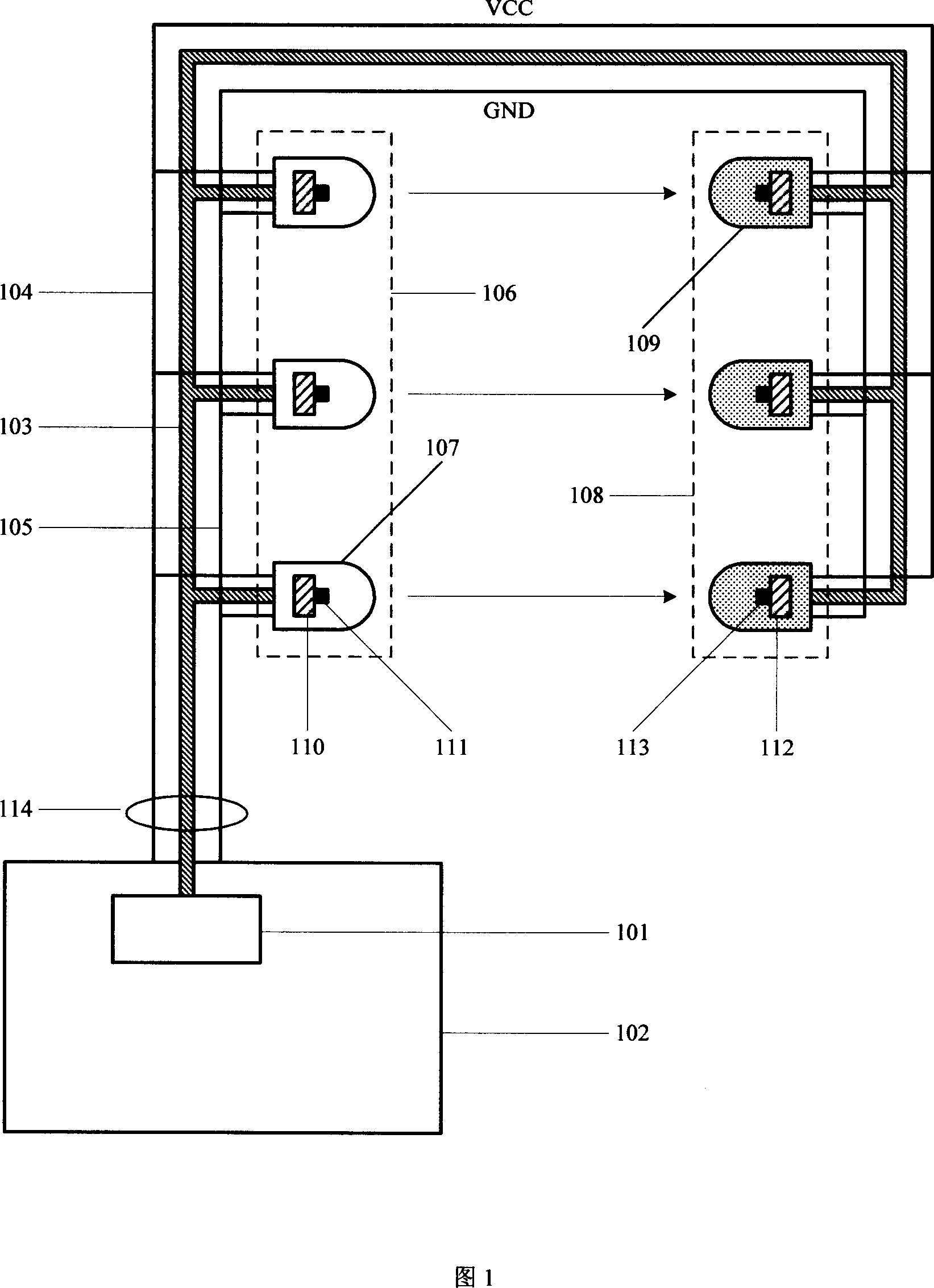 Infrared touch screen for realizing scan driving by bus organized structure