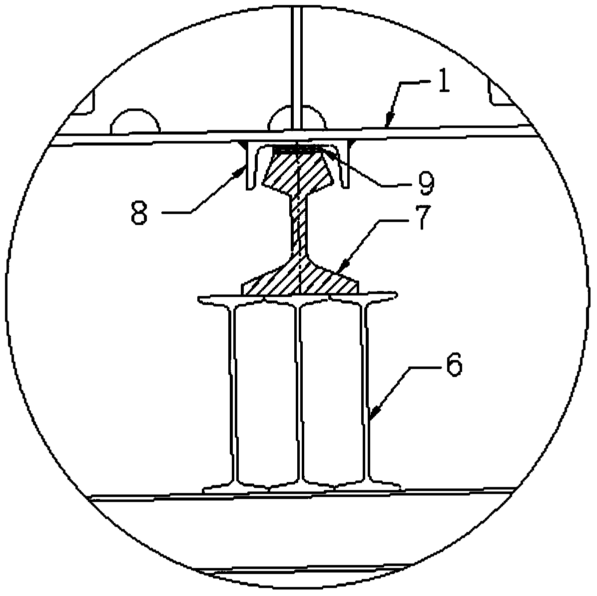 Steel box girder scattered-splicing sliding device and installation method