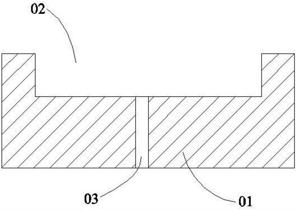 Waste liquor drainage tank for slit nozzle and slit nozzle cleaning device