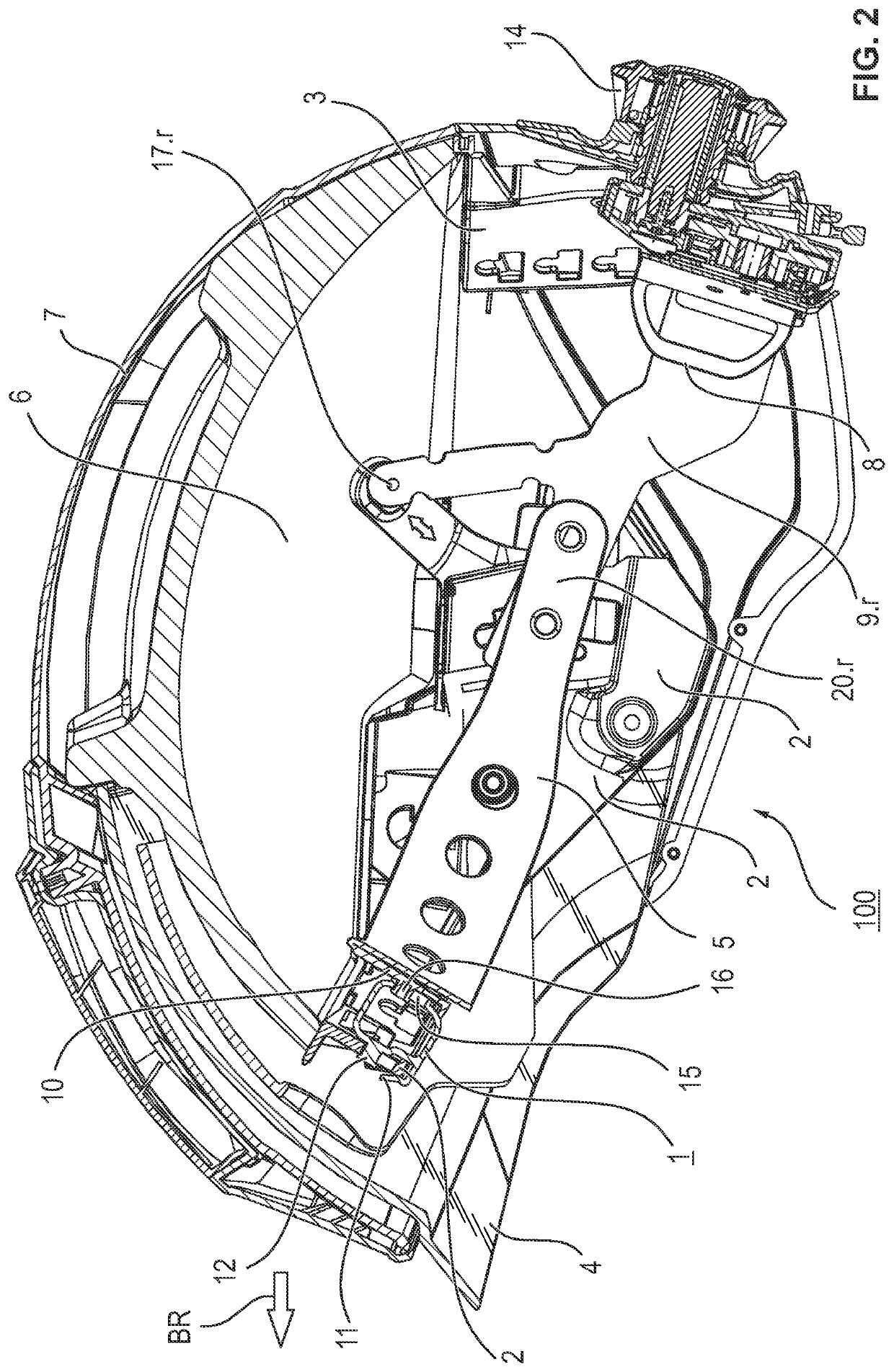 Safety helmet with an intermediate piece for changing the center of gravity and arrangements with such a safety helmet and two alternative intermediate pieces