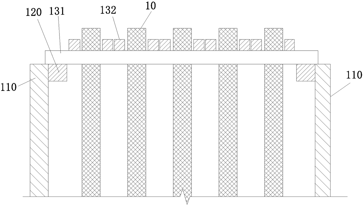 Prefabricated slab pile construction locating frame and locating method