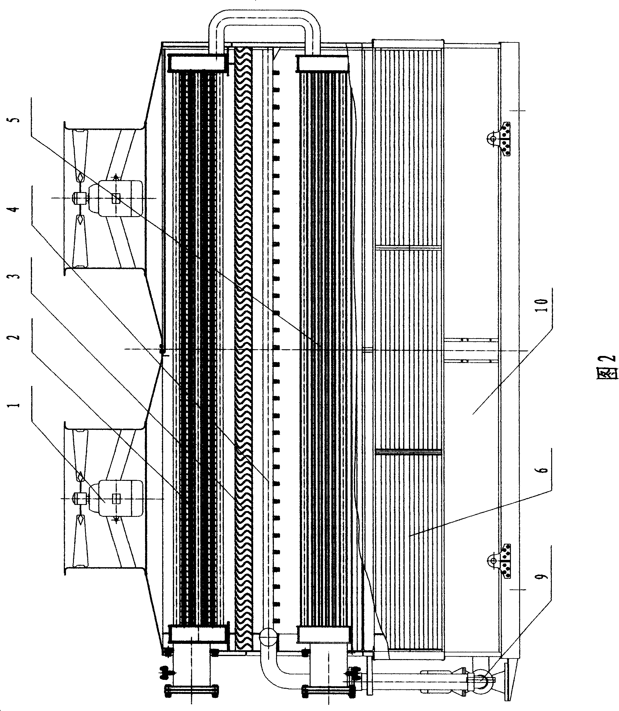 Tower outside heat exchange device for menthol producing technique