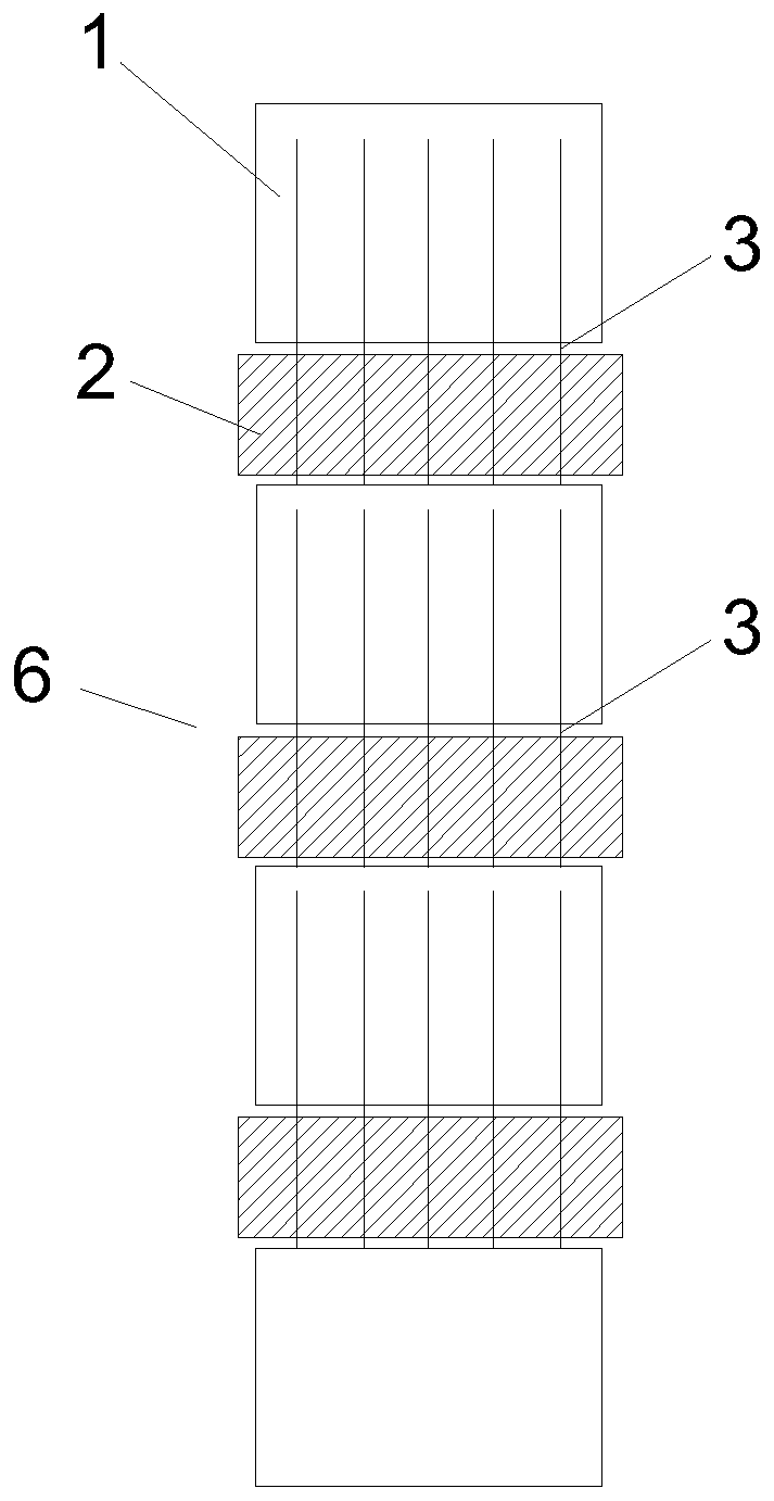 Anti-shielding photovoltaic assembly with high system power generation efficiency