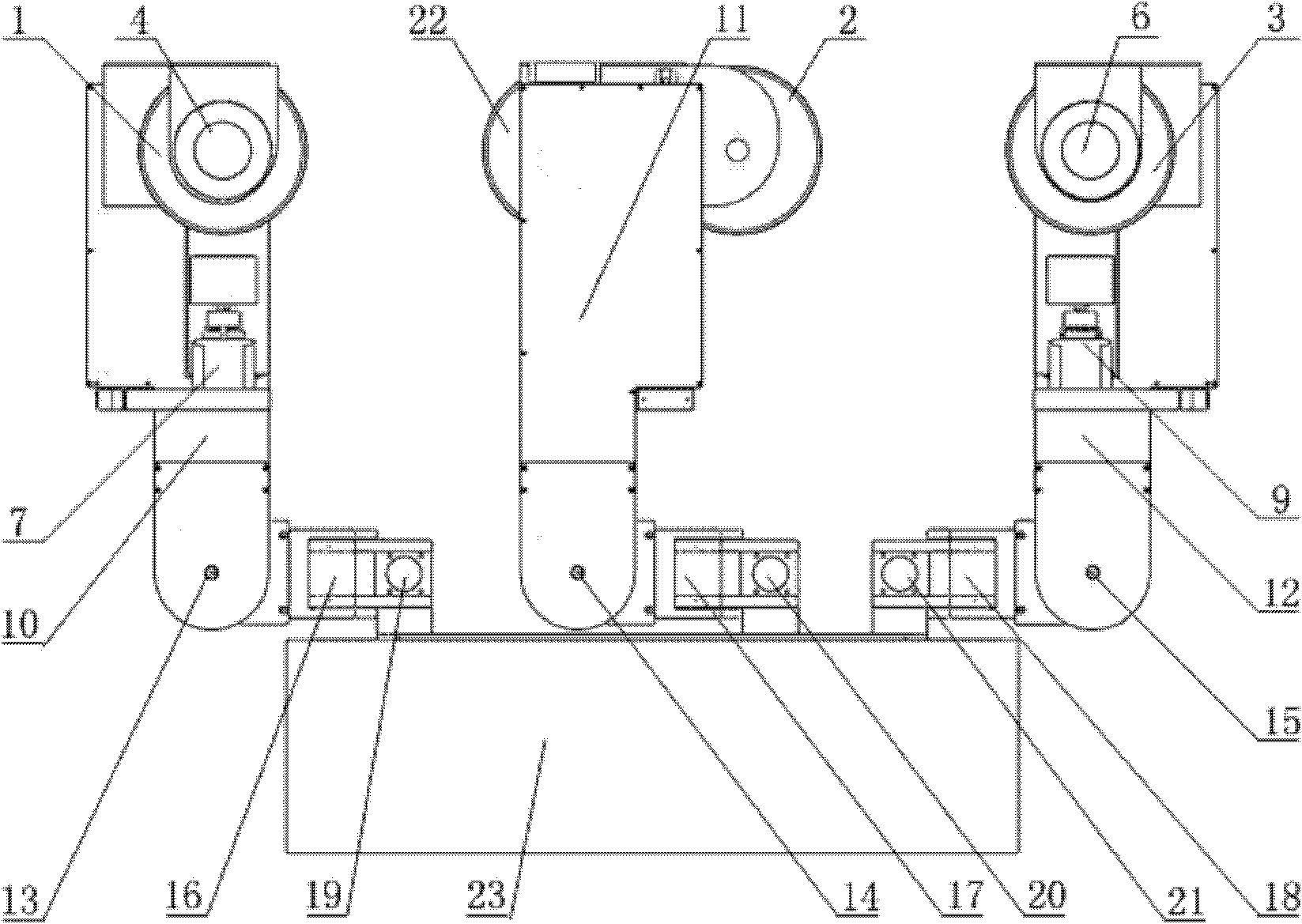 Traveling mechanism of robot on high voltage transmission line