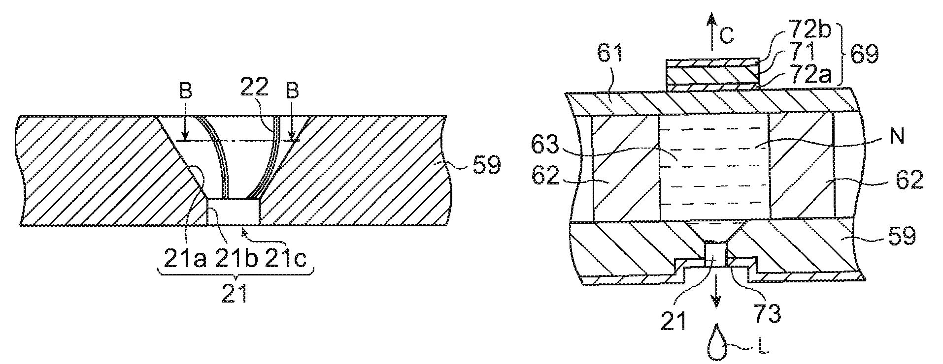 Liquid droplet discharging apparatus and head with liquid droplet guides