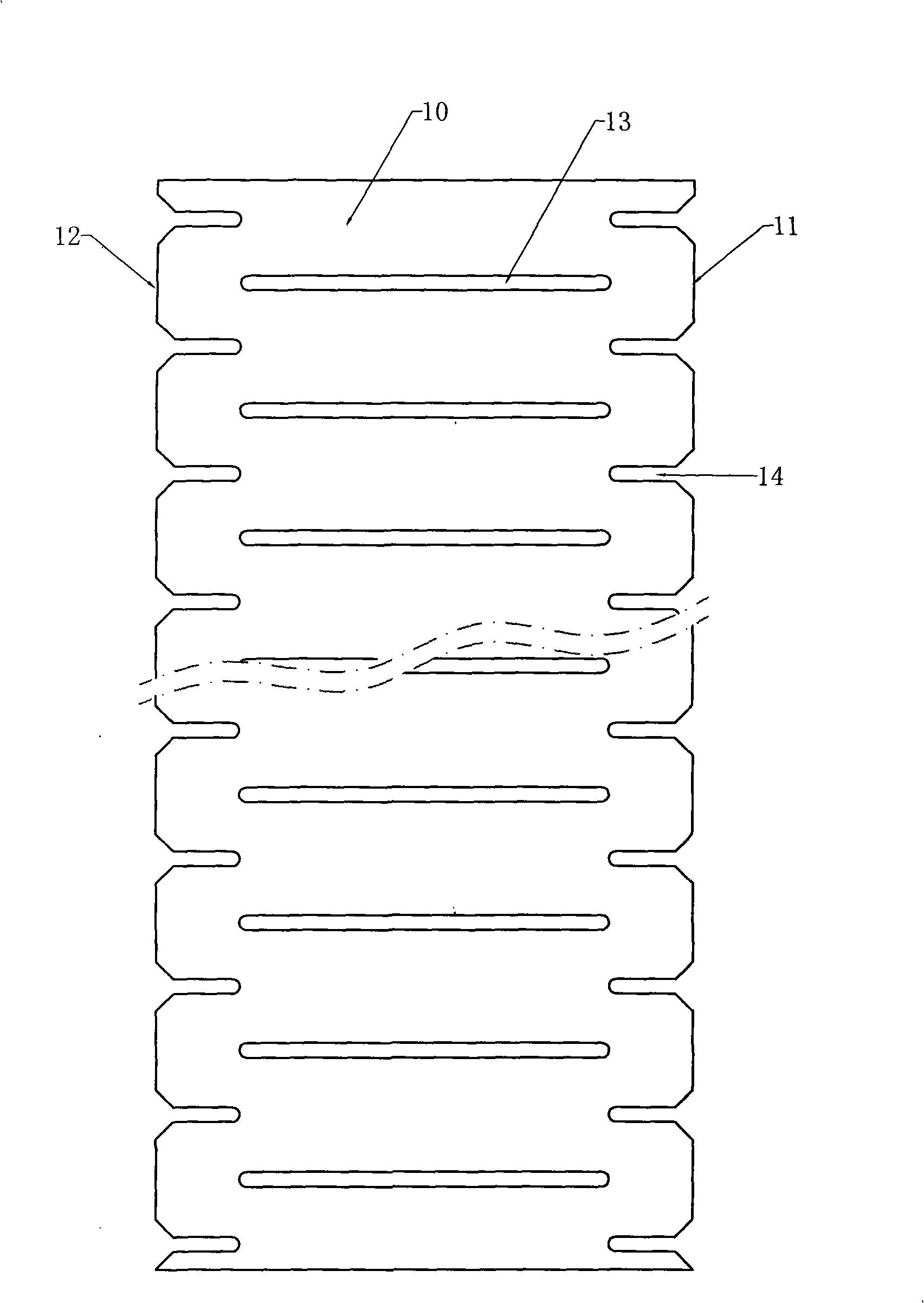 Cable protective sleeve and lead clamp thereof