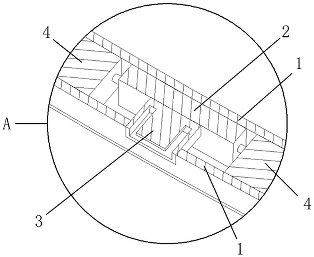 Method and device for performing voice interaction with mobile terminal through Bluetooth earphone