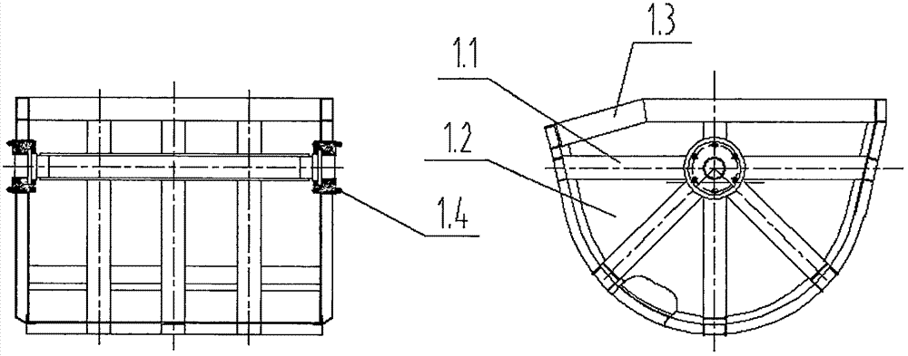 Spiral unloading type tramcar for conveying bulk materials