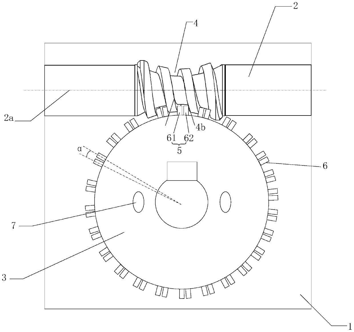 Transmission device capable of eliminating transmission clearance and clearance eliminating method thereof