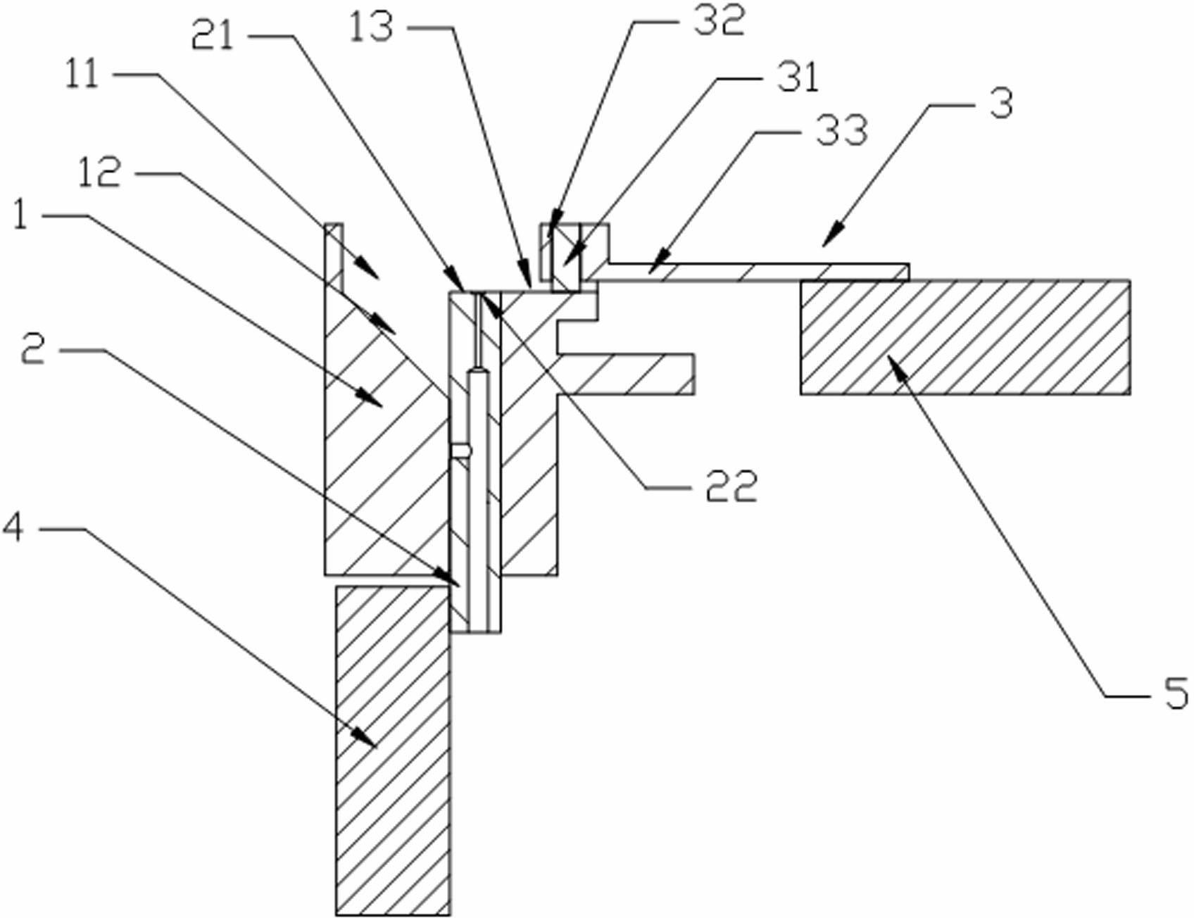 Distributing and positioning device for wear-resistant sheets of small fans