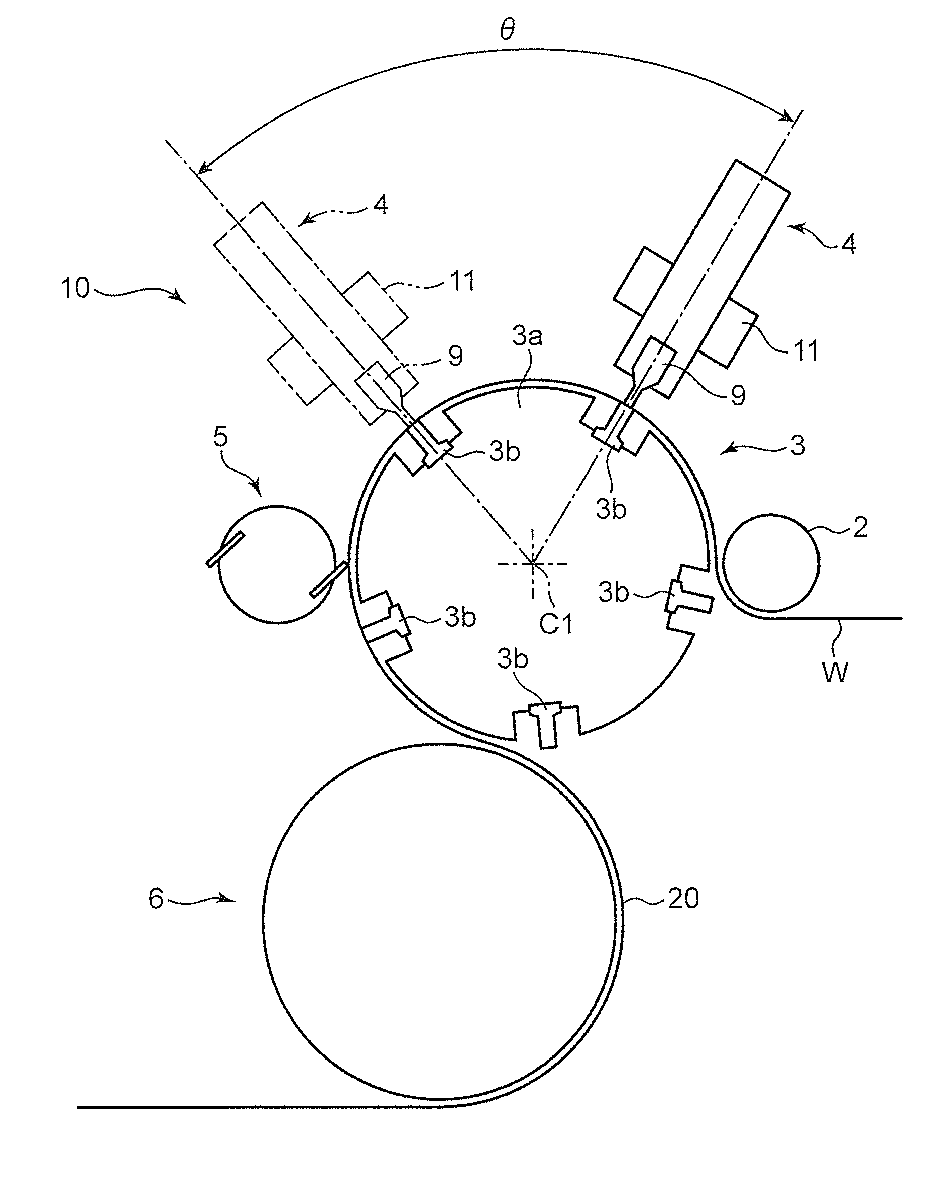 Ultrasonic horn, welder provided therewith, and method of producing disposable diaper using ultrasonic horn