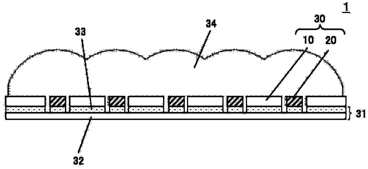 Concentrating photoelectric conversion device and method of manufacturing the same