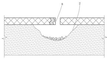 Desilting, grouting and reinforcing method for cracks of pavement with empty bottom